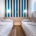 Hotel Maestral 2*